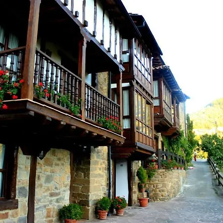 La Cotera - Barrio De Cambarco