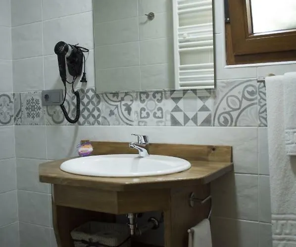 La Cotera - Barrio De Arriba Segunda Entrada 2 * Cambarco